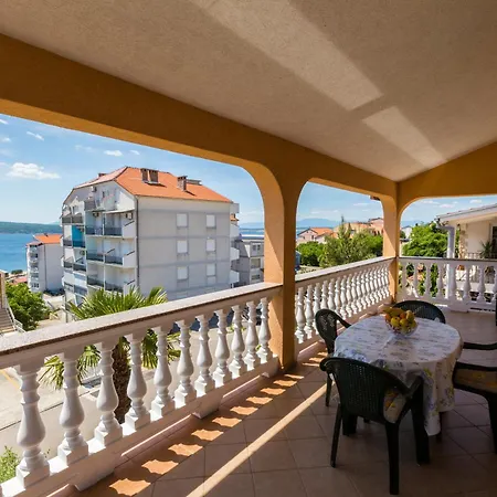 Vukic Apartment *