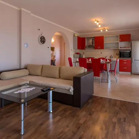 Vukic Apartment *
